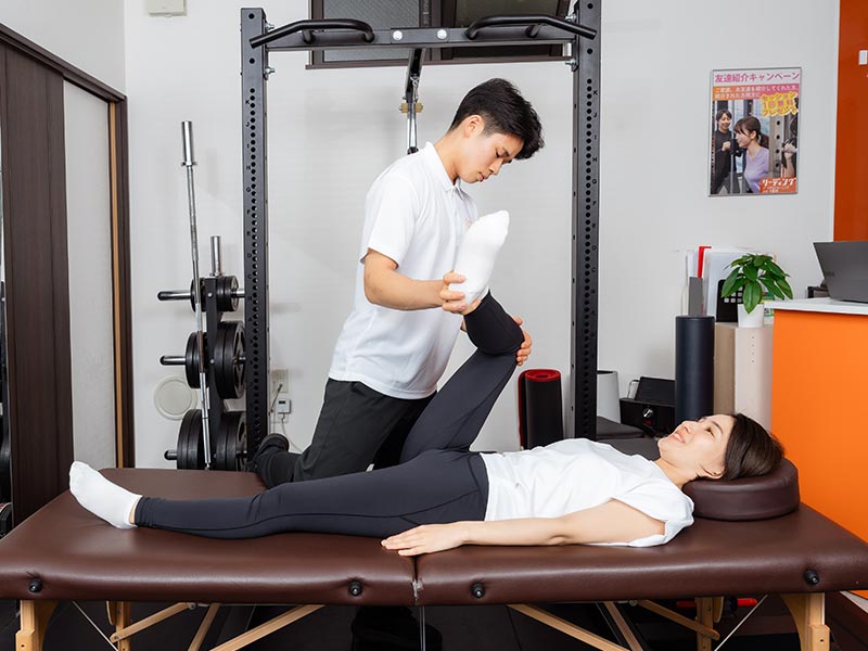 パーソナルトレーナー 島田 葵